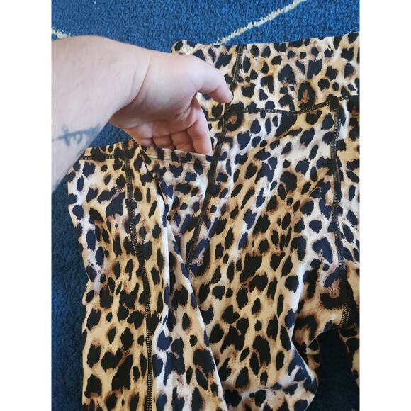 Victoria's Secret Women's Leopard Super Soft Compression Leggings-12 - Picture 5 of 6